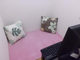 春吉ライブチャット専用ルーム03です
